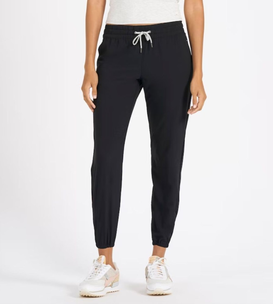 Online * Vuori Free Delivery Weekend Jogger Black